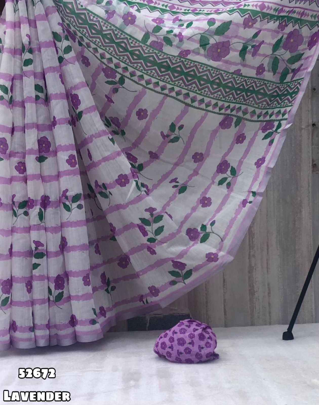 Soft Linen Saree with lavender & White Geometrical Floral Digital Print and Silver Zari-Border