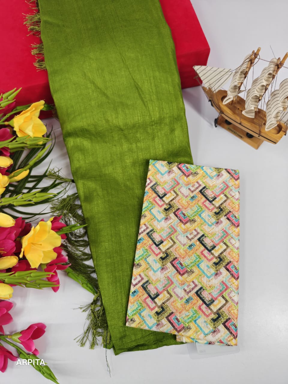 Vichitra Silk Saree with Combo Designer Blouse – VICH-001