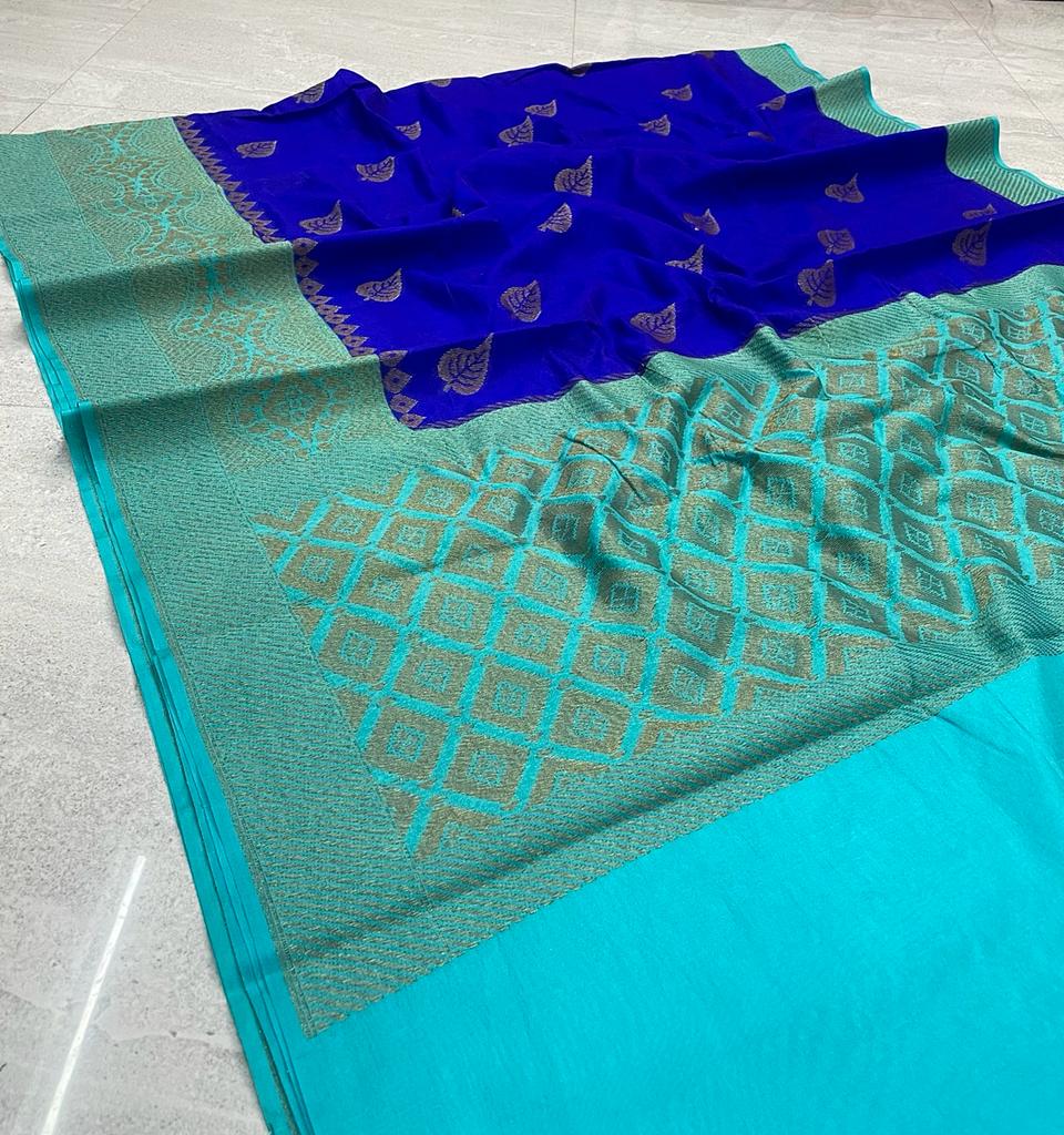 Banarasi Daybal - Semi Doupin Soft Silk Saree with all-over buta-weaving - rich pallu design