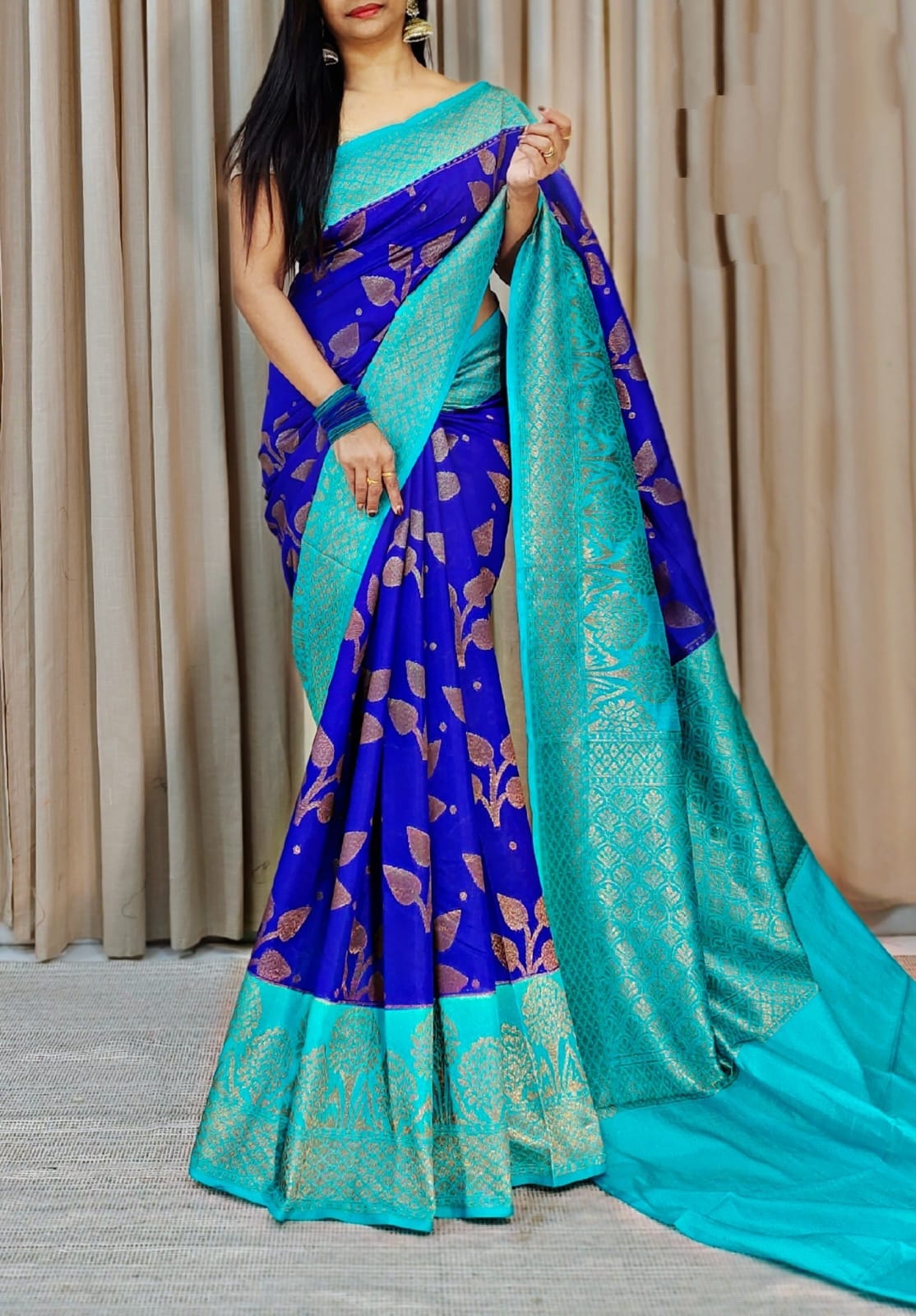 Banarasi Daybal Semi Doupin Soft Silk Saree with all-over buta weaving and rich pallu design
