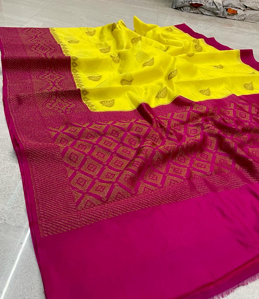 Banarasi Daybal Semi Doupin Soft Silk Saree with all-over buta-weaving - rich pallu-design