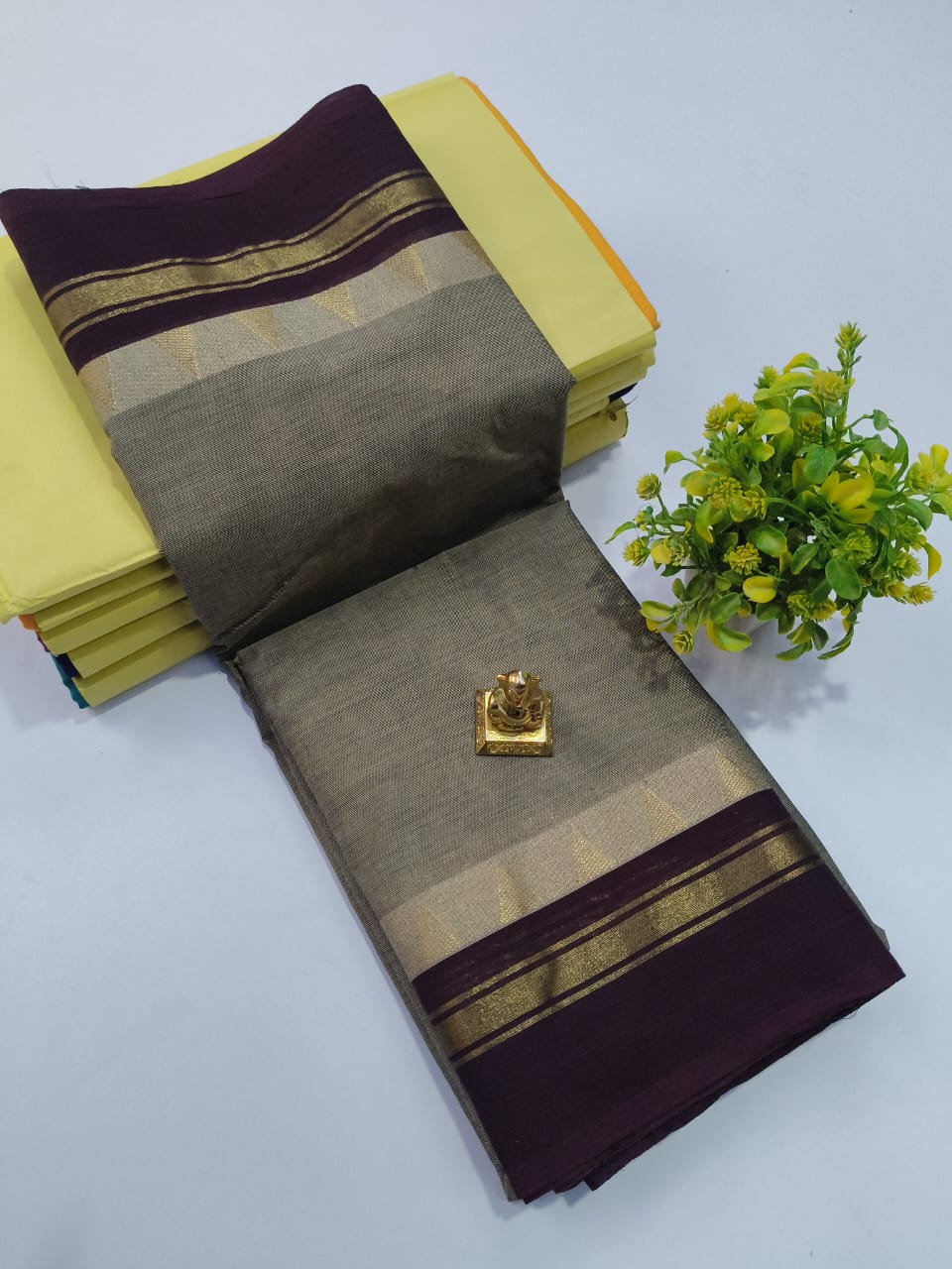 Pure 100 Count Chettinad Cotton Saree – grey with black Border-No Blouse