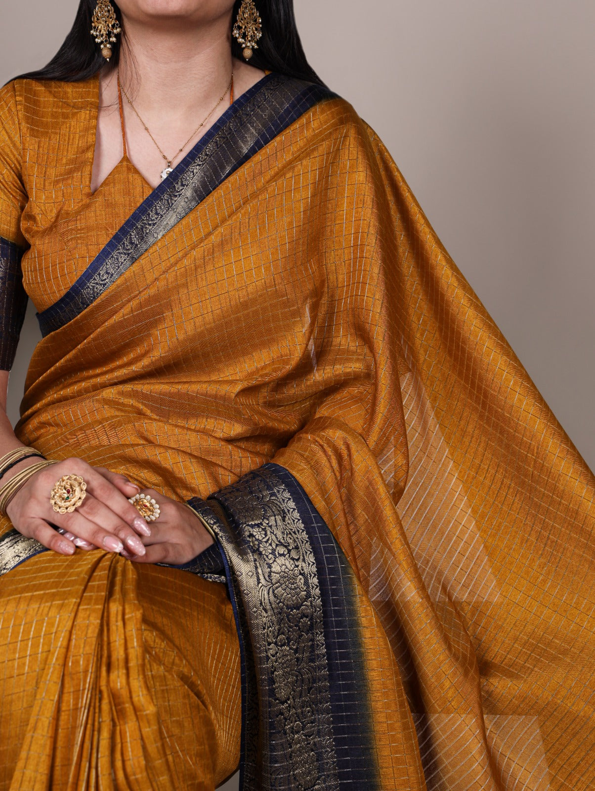 Dola Chex Saree with Zari Weaving and Borders-Orange