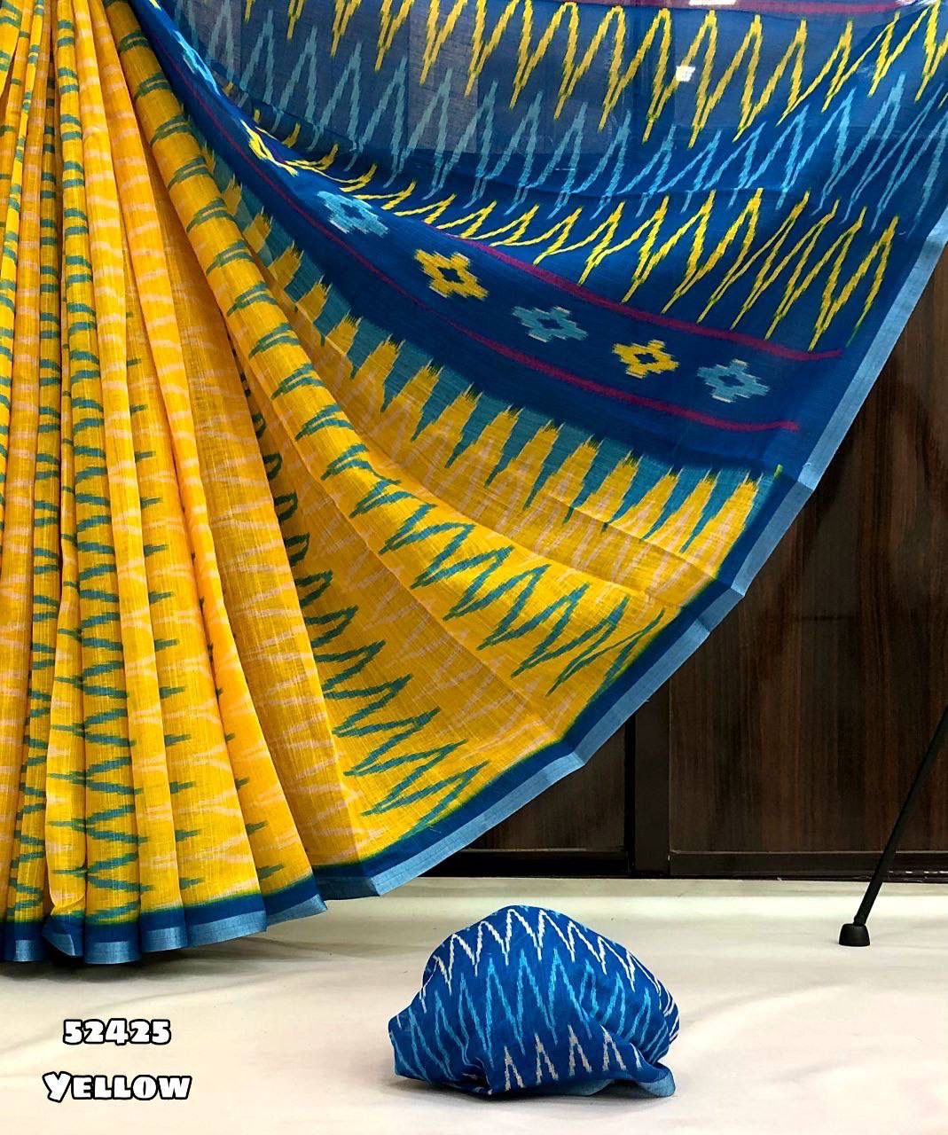 Ikkat Pochampalli Linen Cotton Saree with Contrast Pallu and Matching Blouse