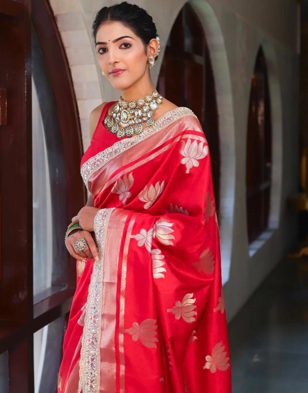Red Banarasi Katan Soft Silk Saree with Lotus Design and Zari Border-with lace border