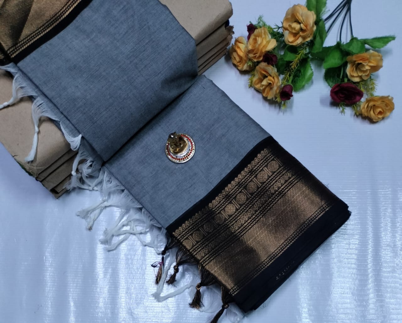 South Indian Paruthi Chettinad Sungudi Cotton Saree – blue with black