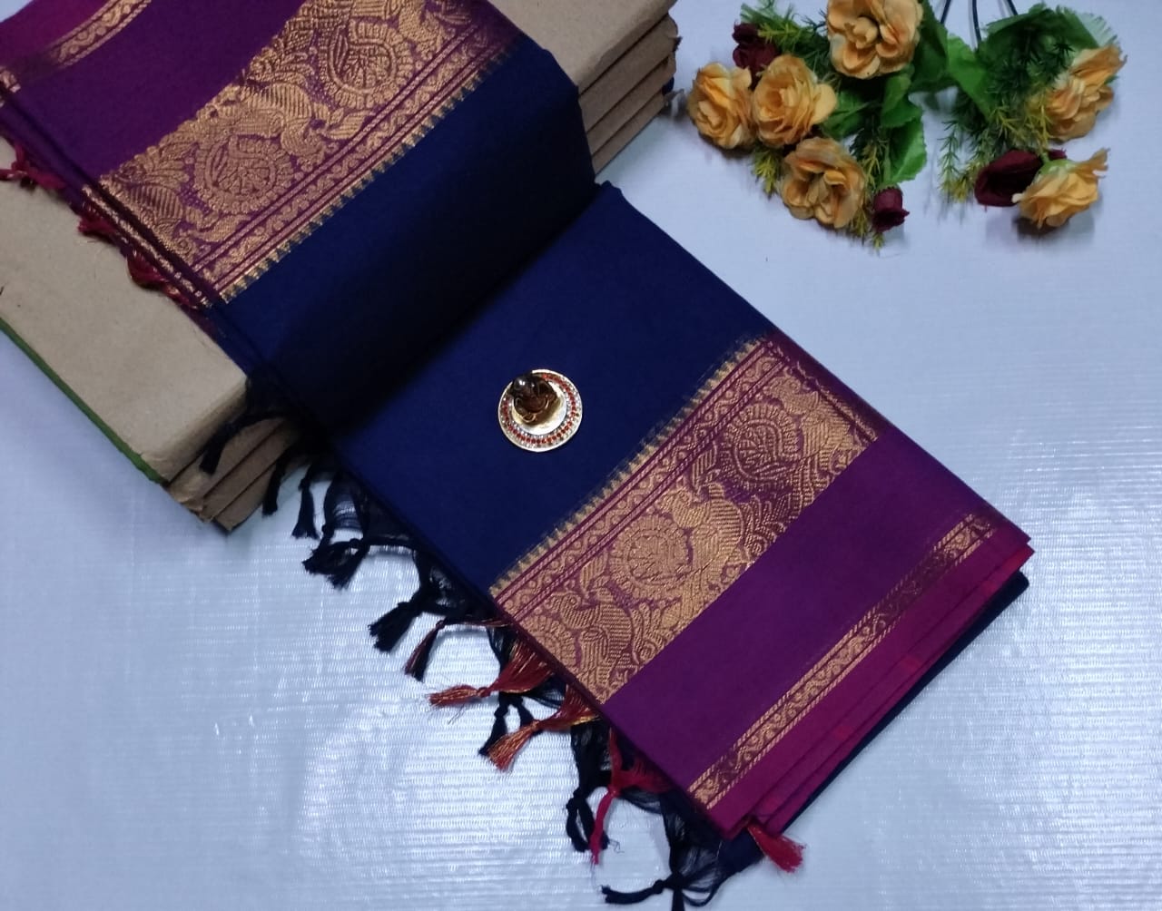 South Indian Paruthi Chettinad Sungudi Cotton Saree – blue with violet
