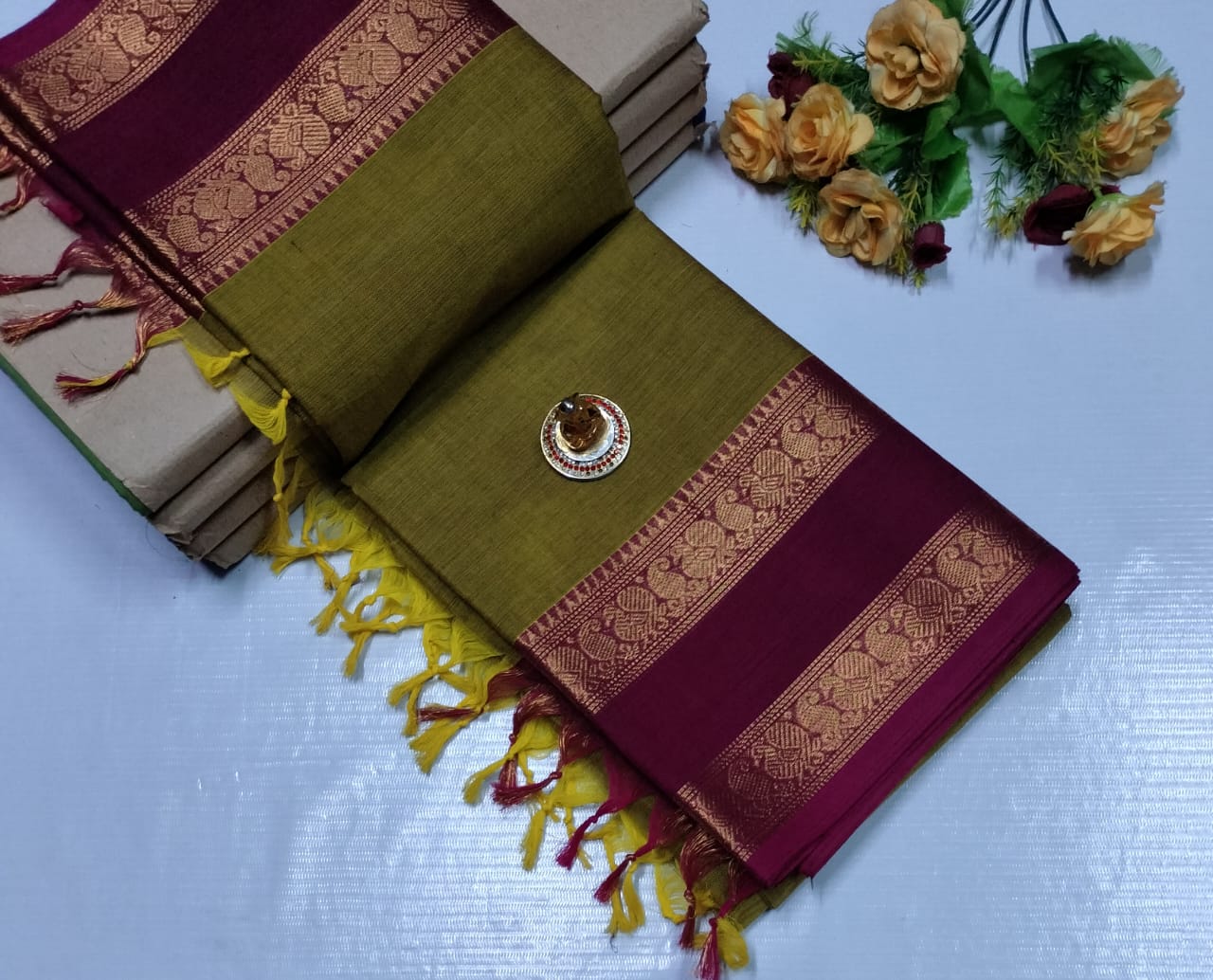 South Indian Paruthi Chettinad Sungudi Cotton Saree – green with maroon