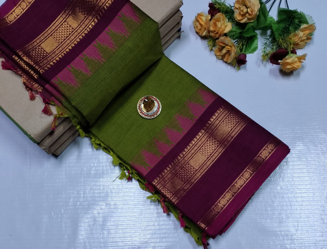 South Indian Paruthi Chettinad Sungudi Cotton Saree – green with maroon