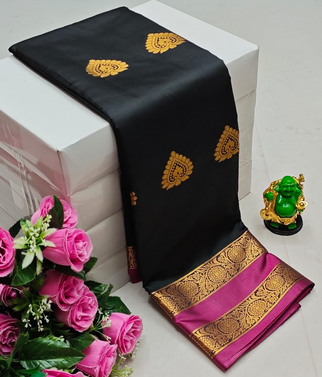 Premium Kanchi Soft Silk Saree with Contrast Border & Pallu – black-pinkborder