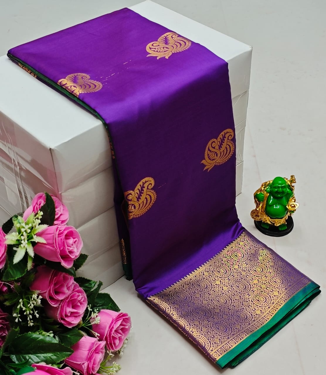 Premium Kanchi Soft Silk Saree with Contrast Border & Pallu – purple with Gold Border