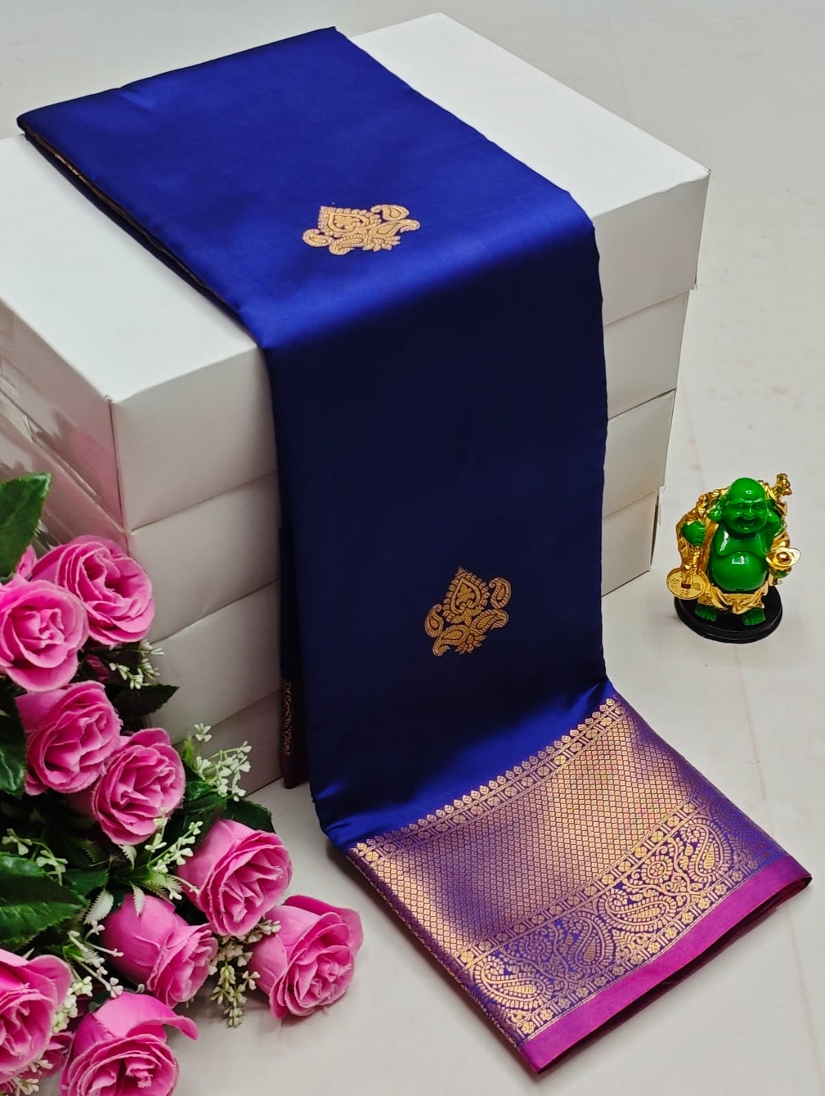 Premium Kanchi Soft Silk Saree with Contrast Border & Pallu –blue with Gold Border