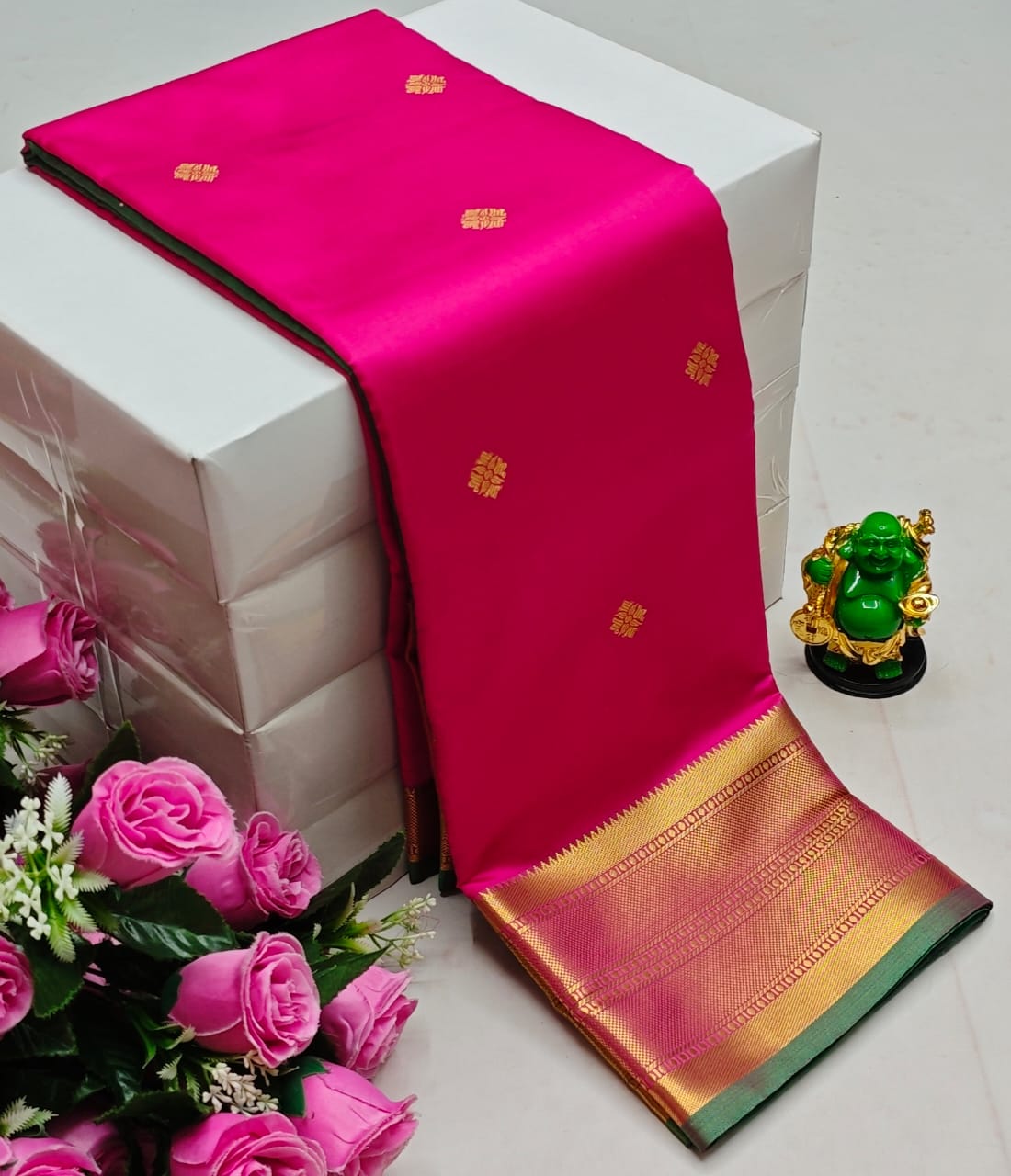 Premium Kanchi Soft Silk Saree with Contrast Border & Pallu – pinkk with Gold Border