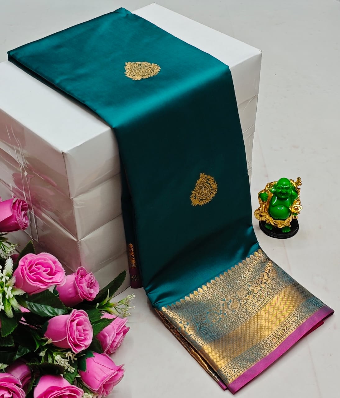 Premium Kanchi Soft Silk Saree with Contrast Border & Pallu – Raamar with Gold Border