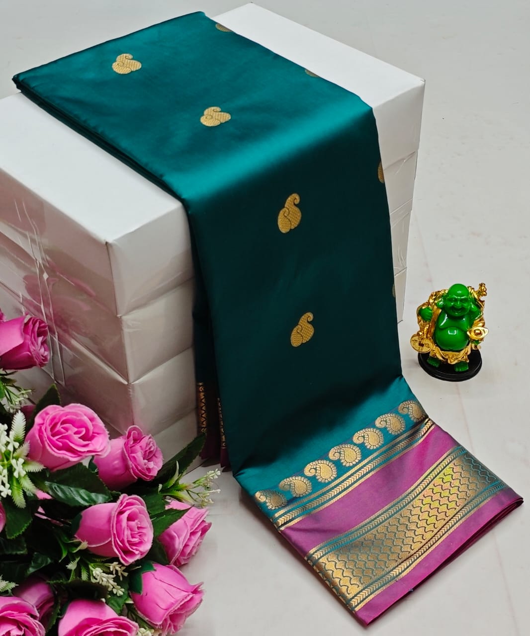 Premium Kanchi Soft Silk Saree with Contrast Border & Pallu – Ramar- with Gold Border