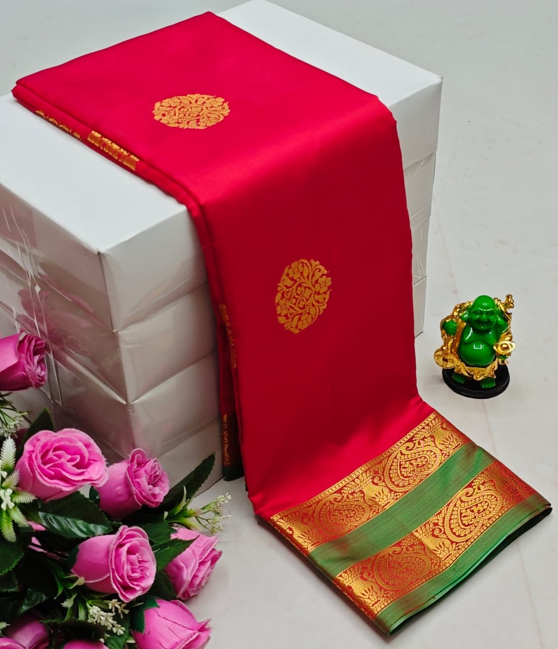 Premium Kanchi Soft Silk Saree with Contrast Border & Pallu – Red - Gold Border