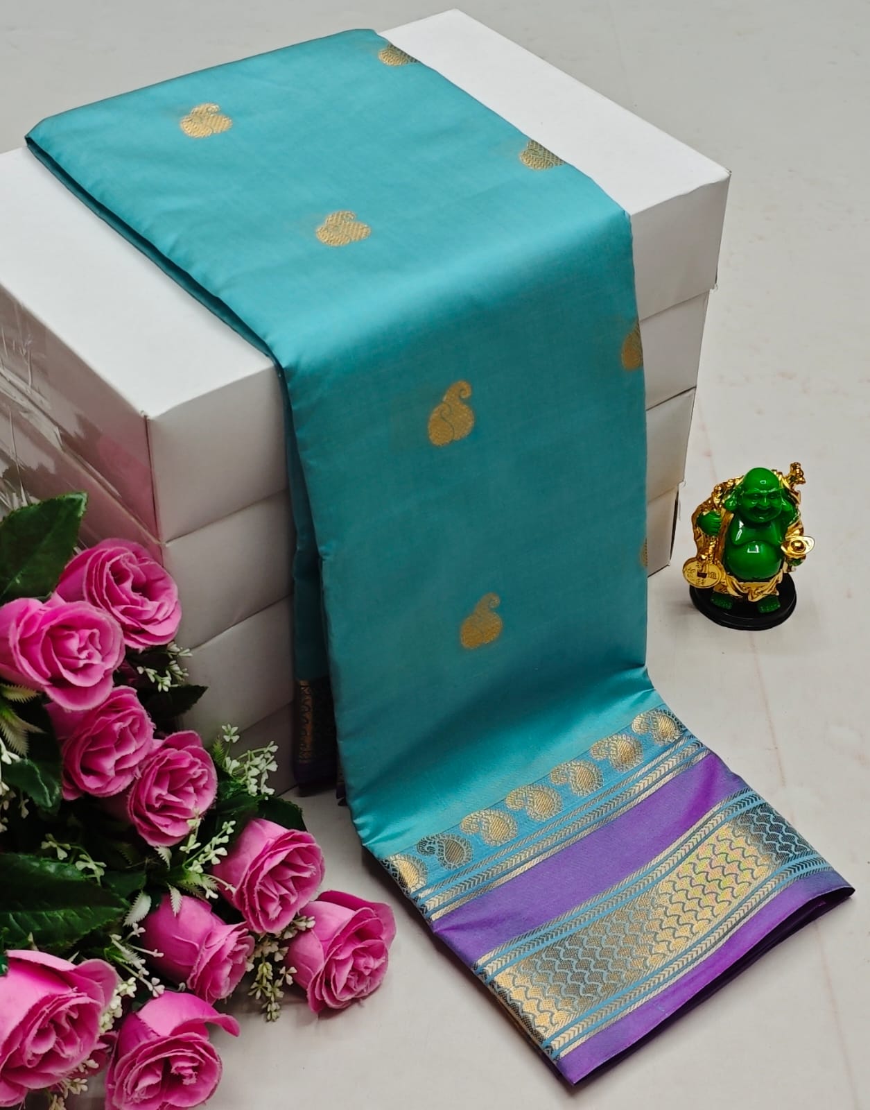 Premium Kanchi Soft Silk Saree with Contrast Border & Pallu – skyblu with Gold Border