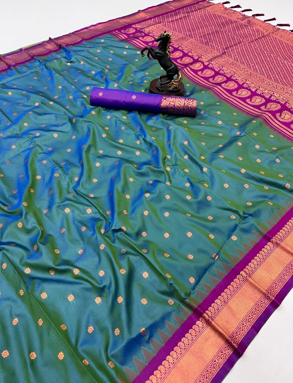 Premium Soft Silk Saree in Red with Narayanpeth Border – Roshni Vol-1-oceanblue-pallu