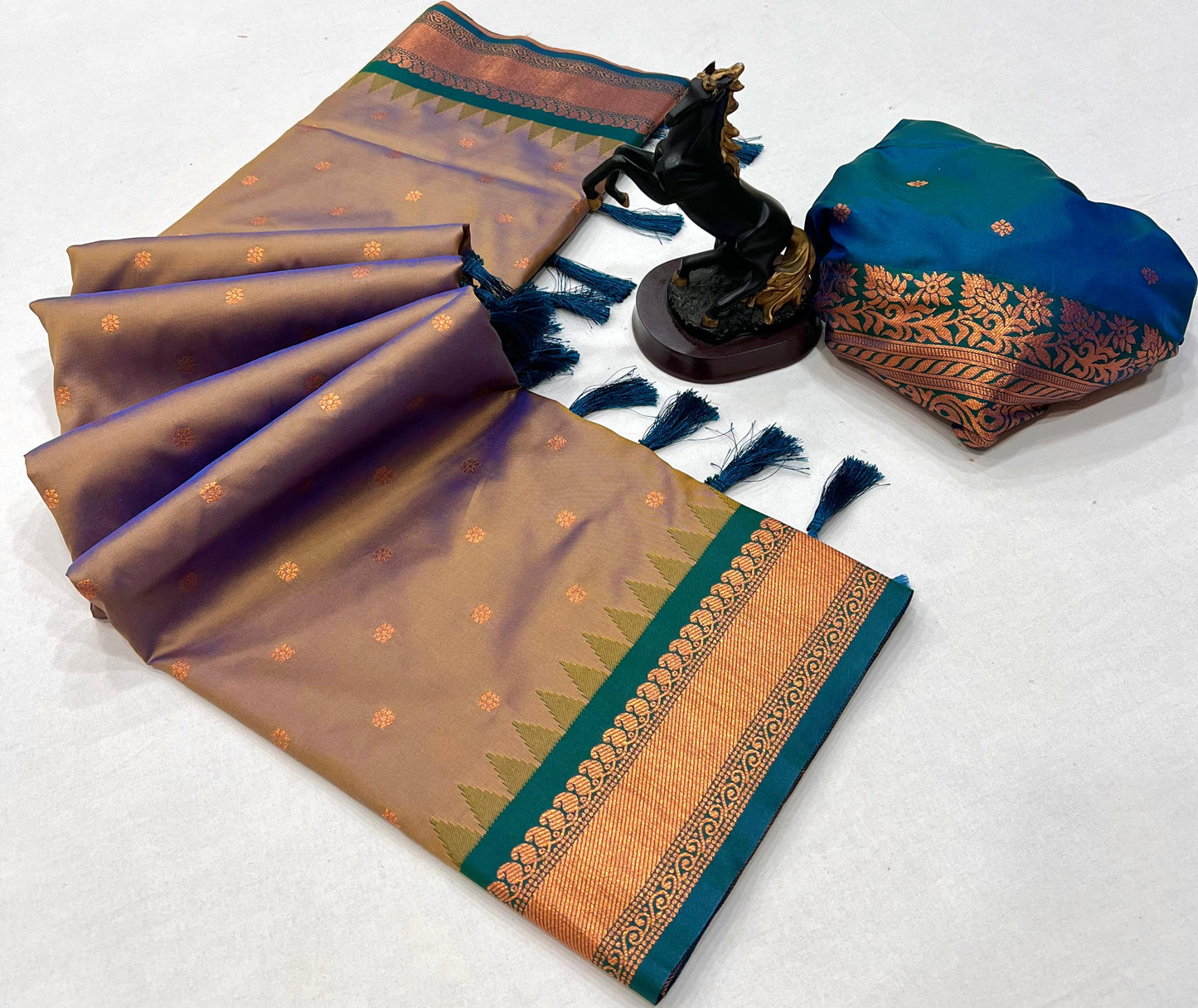Premium Soft Silk Saree in Red with Narayanpeth Border – Roshni Vol-1-greenish gold