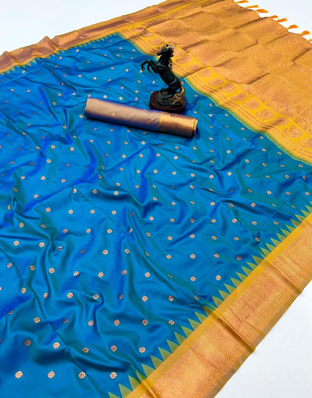 Premium Soft Silk Saree in Red with Narayanpeth Border – Roshni Vol-1-sky blue pallu
