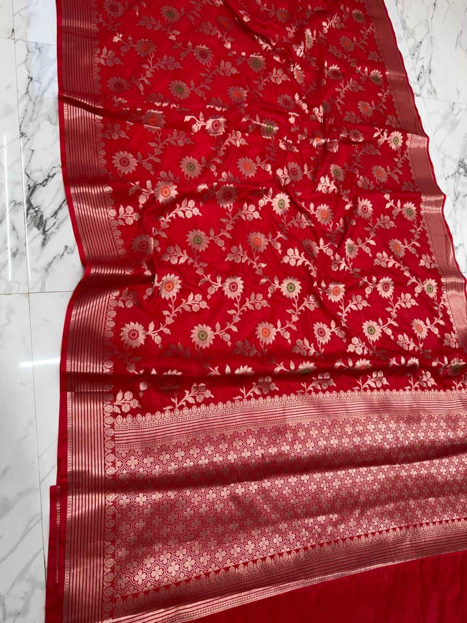Banarasi Katan Dyeble Dupion Meenakari Jaal Silk Saree with Dual Zari Weaves-red pallu