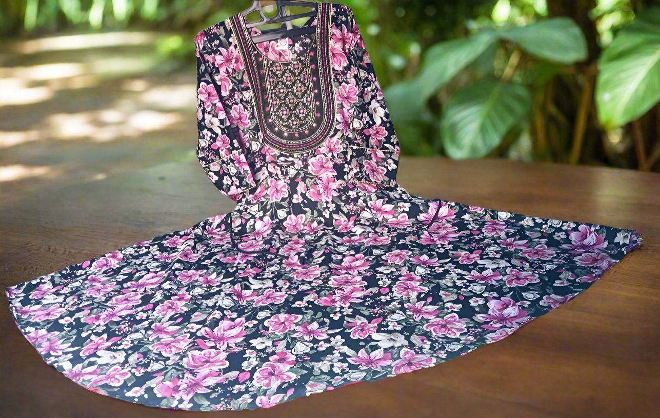 Black-Floral Anarkali Top! 🌸