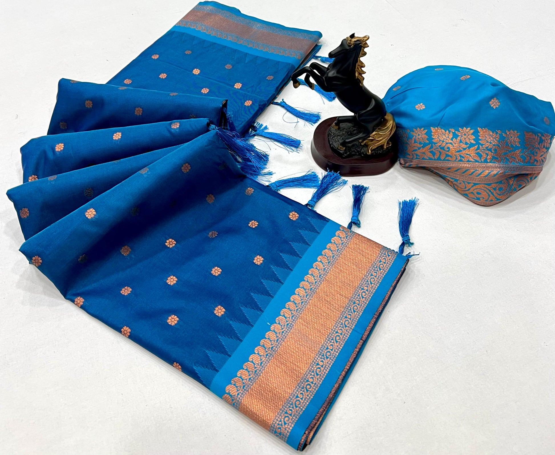 Premium Soft Silk Saree in Red with Narayanpeth Border – Roshni Vol-1-blue-